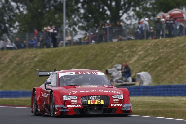 Miguel Molina 25 évesen iratkozott fel a DTM edzéselsői közé. Ő a 63., aki pole-t tudott szerezni