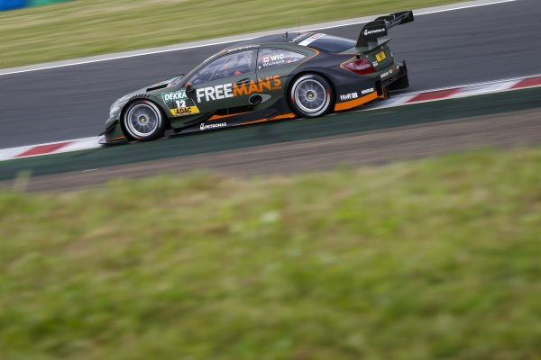 Robert Wickens sokáig a hetedik helyet őrizte a "reménytelen" Mercedesszel, végül 11. lett