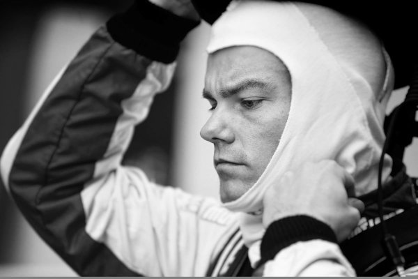 Tom Chilton nagyot versenyzett a második futamon, a boxutcából indulva futott be hetediknek, csak 1,2 mp-cel csapattársa, Coronel mögött!